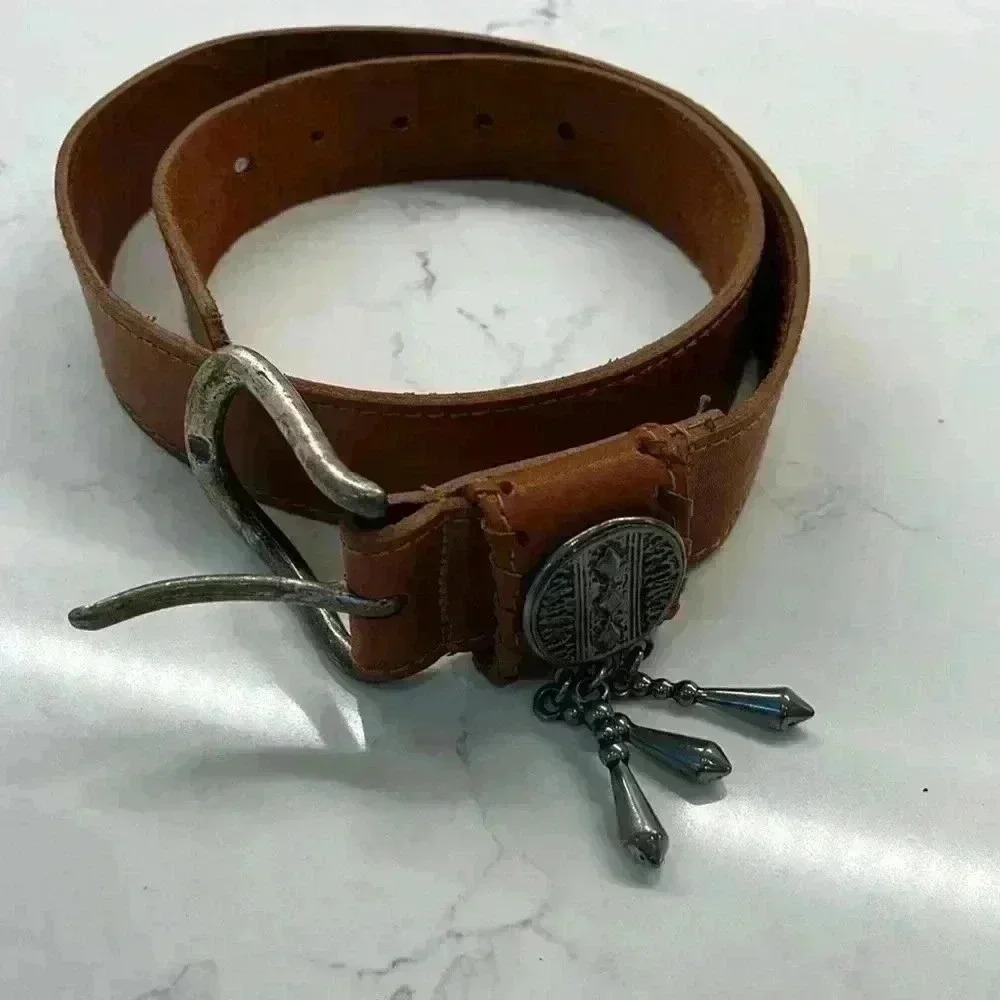 Women’s Vintage leather belt